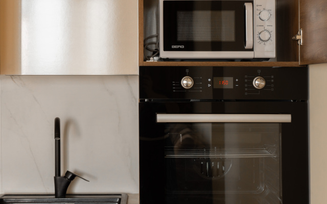 KeyGo #0047, 1 Bedroom, Next To English Park Apartments