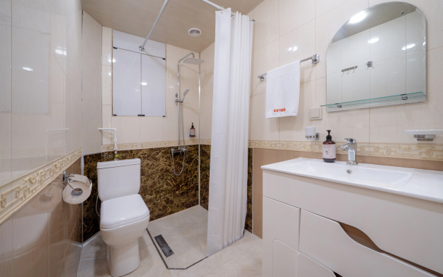 Апартаменты  с 2 спальнями KeyGo 0184 около Ереванского Оперного Театра