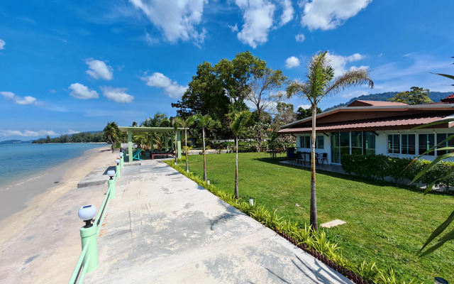 Курортный Отель Lipa Bay Residence