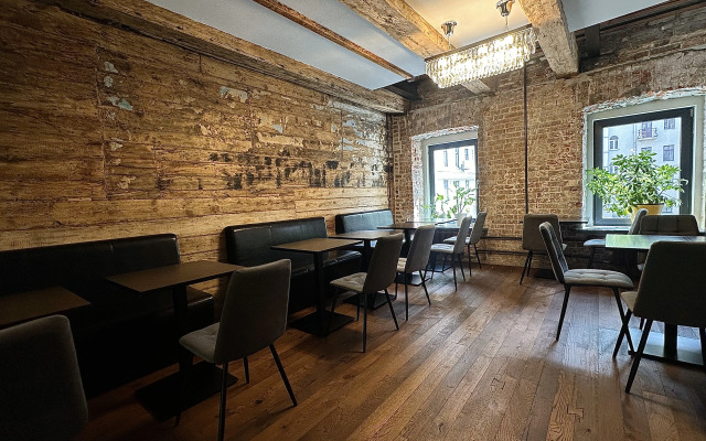 Shato Volgo Hotel