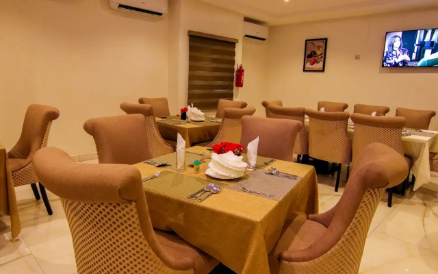 Отель Villa Toscana Asaba