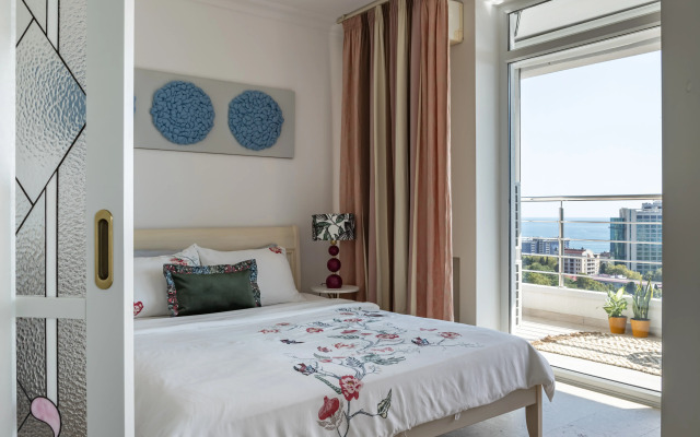 Sochi Tsentr Vid Na More I Zakatyi Flat