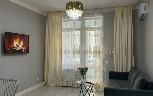 Otlichnaya naprotiv Ekspo Flat
