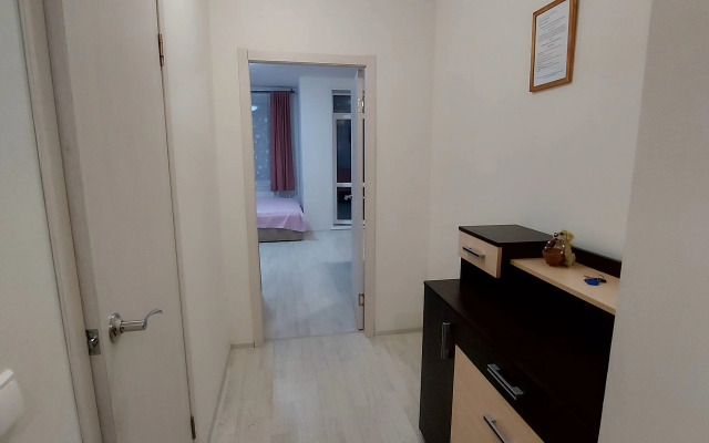 Studiya Okolo Trk Planety I Sk Sukhareva Flat