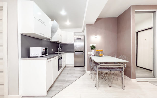 Uyutnaya V Siriuse S Vidom Na Gory Flat