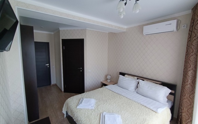 Teploe More Hotel