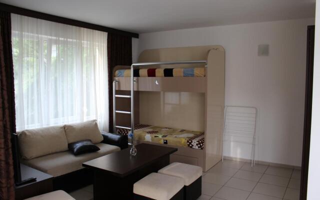 Lilia 2 Hotel