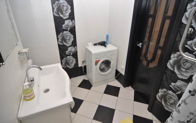Apartamenty 1-Komnatnaya Kvartira
