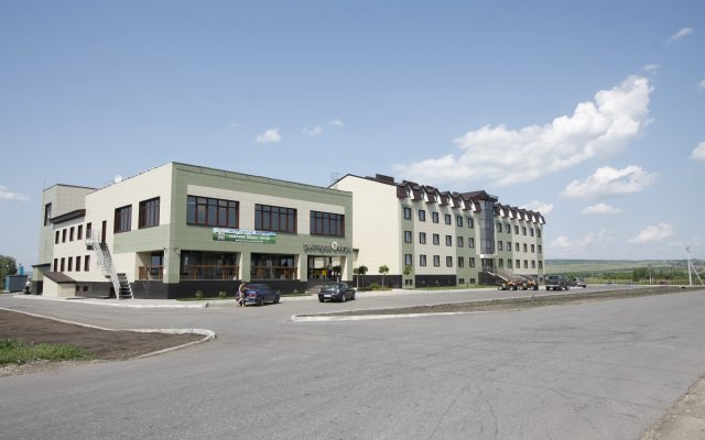 YuGRA Hotel