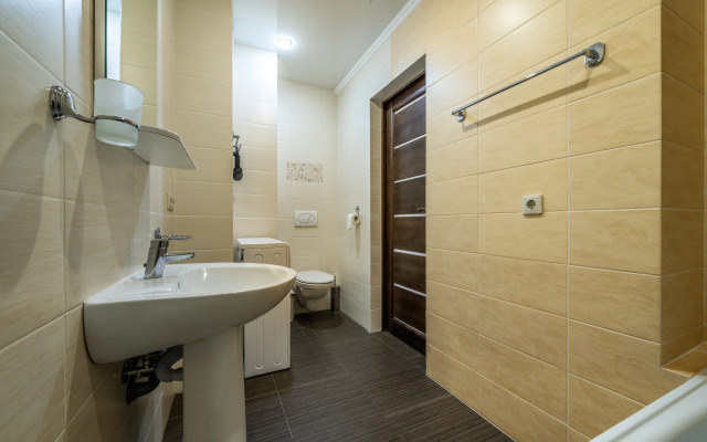 Oplot - Vidovye s odnoj spal'nej i balkonom 7  Apartments