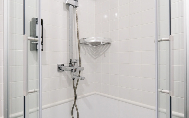 Uyutnaya Studiya Ryadom s Metro Prospekt Vernadskogo Apartments