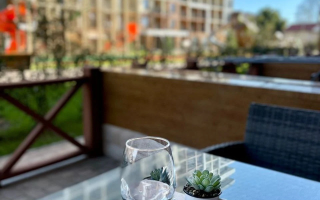 Квартира Просторная на Берегу Моря для Троих Гостей