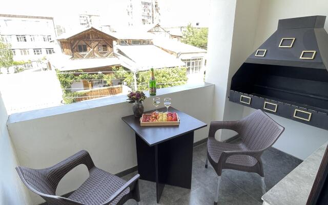 Comfortable In Yerevan Apartments