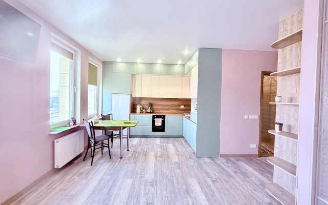 Studiya S 4mya Spalnymi V Yevropeyskom Kvartale Apartments