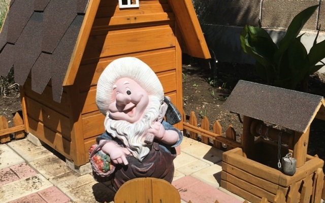 Yani Guest House