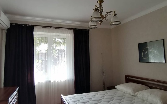 Uyutnaya V Tsentre Flat