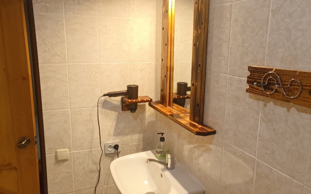 Ariadna Guest House