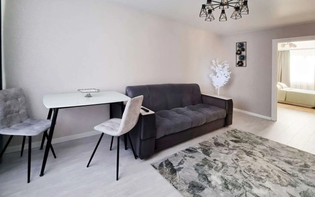 Na Prospekte Mira 151A Apartments