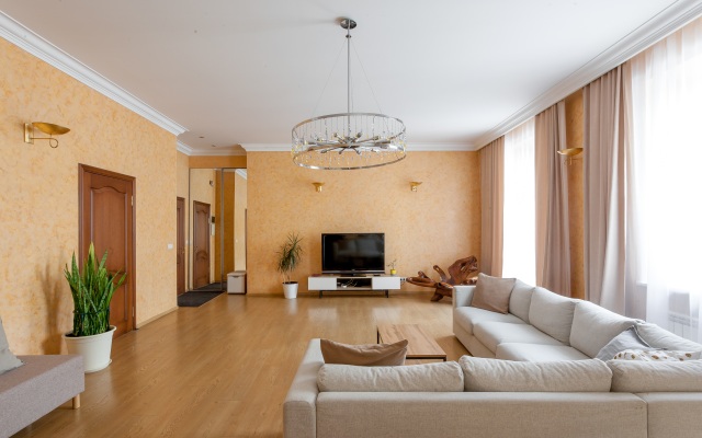 Квартира возле Эрмитажа