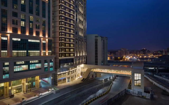 Отель Sheraton Makkah Jabal Al Kaaba