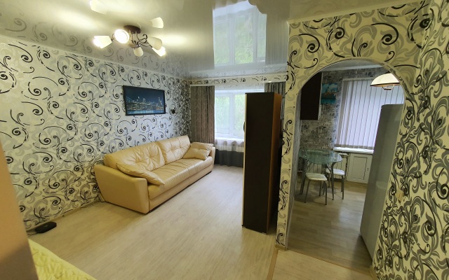 L.v.hotels Na Fridrikha Engelsa 145 Flat
