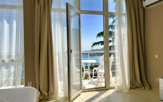 Gurzuf Sunrise Resort & SPA Hotel