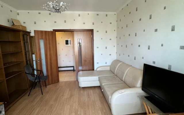 V Tsentre Bliz Naberezhnoy Flat