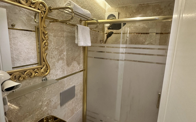 Отель TH Old City Hotel