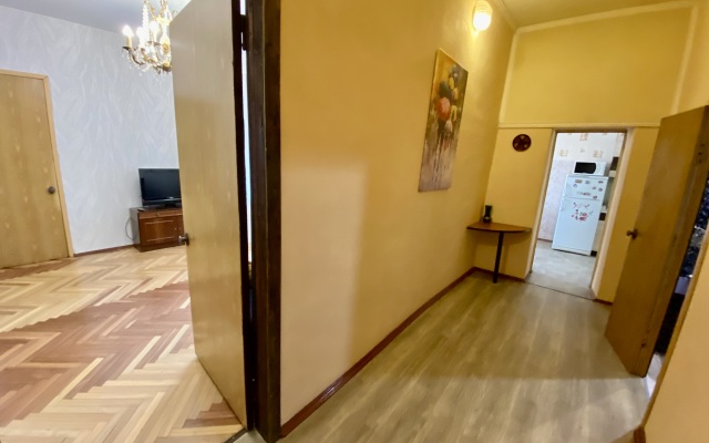 Cozy Family one-bedroom Nevsky 13 with a balcony and parking Flat