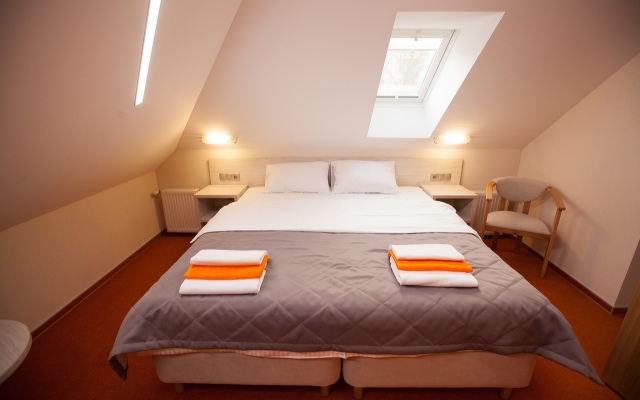 Отель Морамар