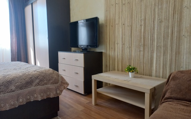 Uyutno Kak Doma Apartments