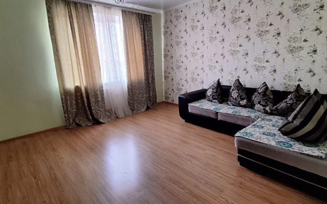 Квартира на Восточно-Кругликовской 18