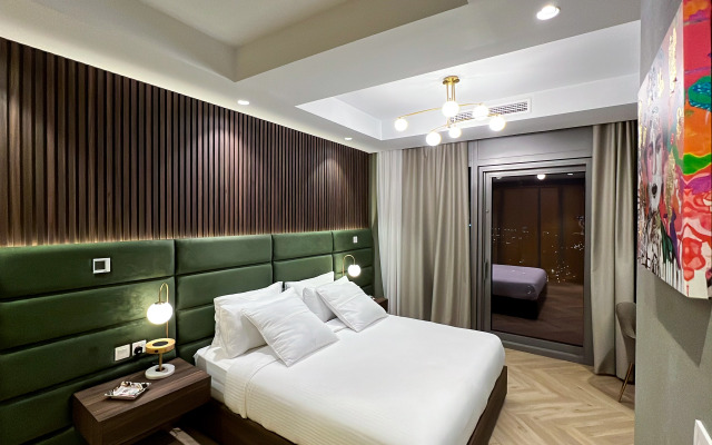 Апартаменты Keyrock Living Skyline Escape at Paramount