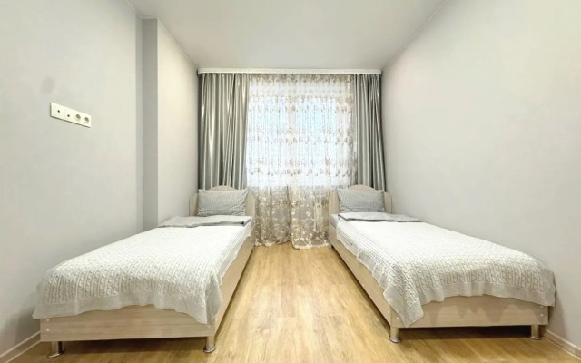 Квартира трехкомнатная на Притомском рядом с Кадетским училищем