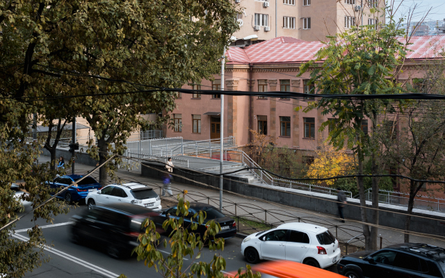 KeyGo #0029, 1 Bedroom, Balcony, City Center Apartments