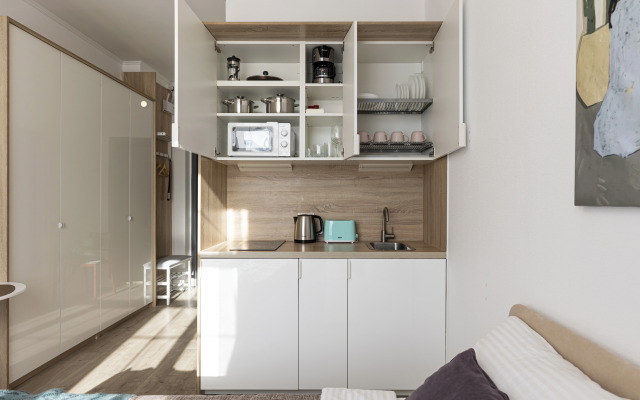 Апартаменты Девушка в шляпе