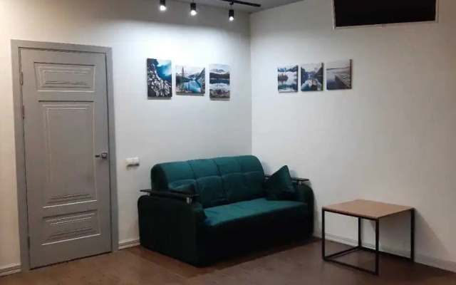 Na Leninskom Prospekte 17 Flat