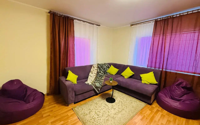 Частный дом Живи Как Дома Двухэтажный в Центре города