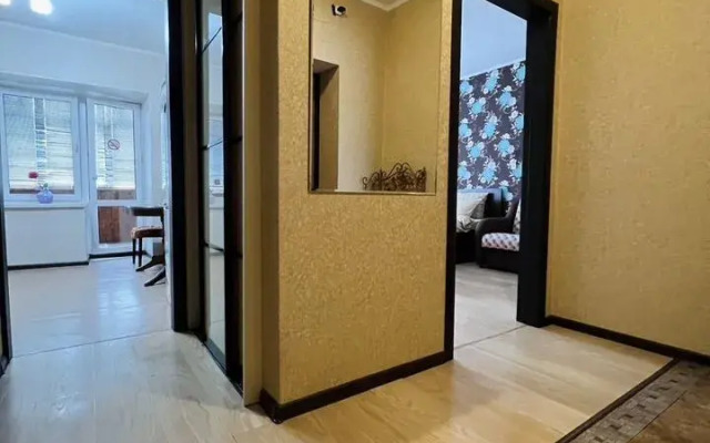 Квартира на Быстринской 10