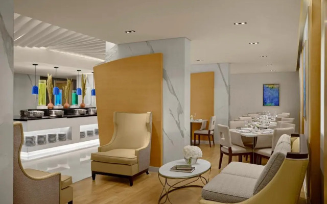 Отель Sheraton Makkah Jabal Al Kaaba