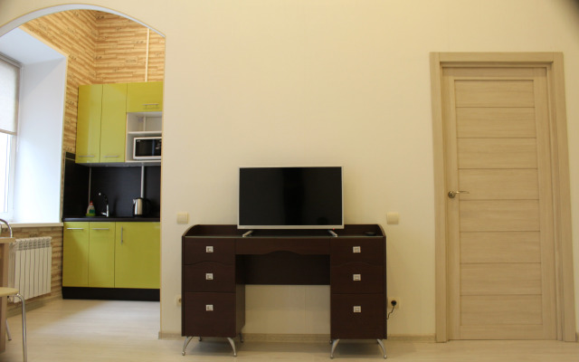 Komsomol'skaya - u Kremlya 4 Fl Apartment