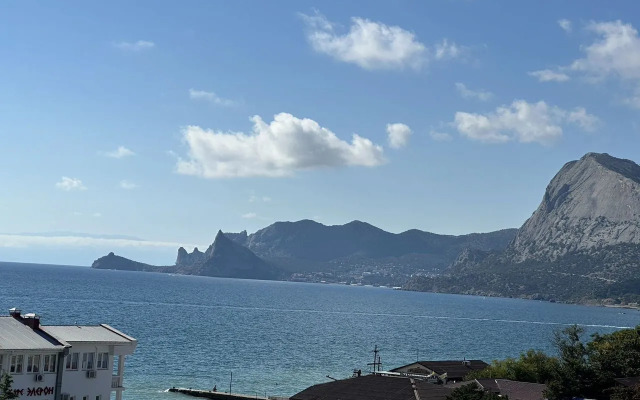 Апартаменты на Набережной 75к2 (302.2)