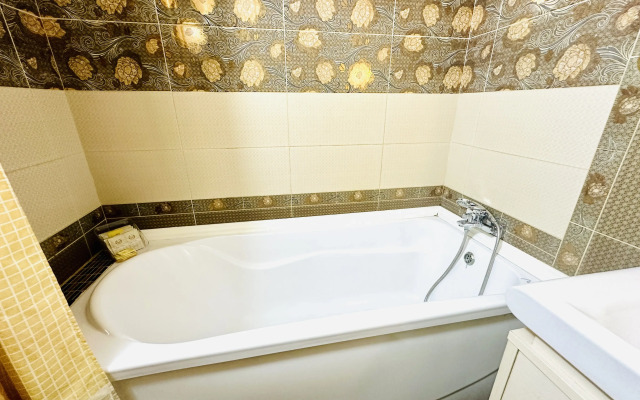 Апартаменты 451 по ул.  Ромашина, 32