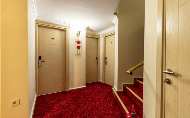 Elasophia Hotel