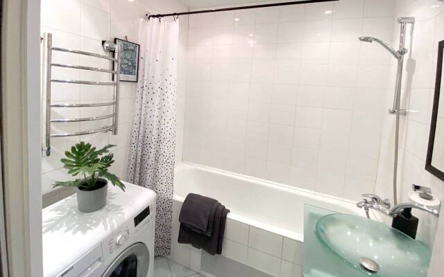 Sharikopodshipnikovskaya 12 Dubrovka Flat