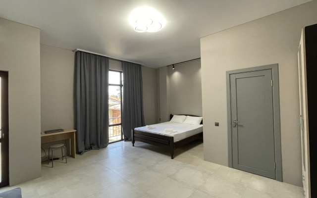 Maximus Private House