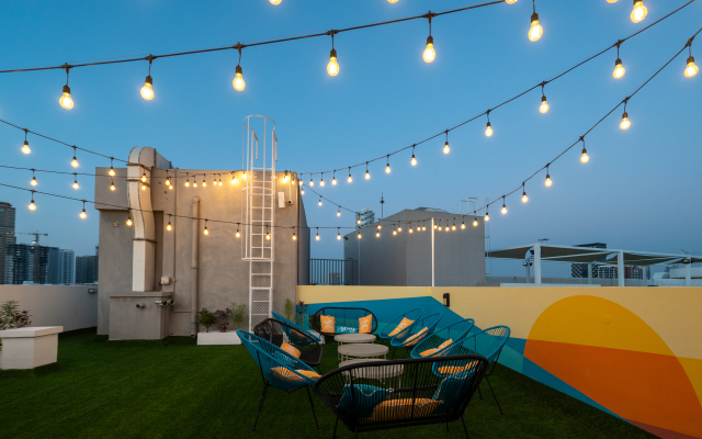 Izzzi Life Mint Apart-Hotel