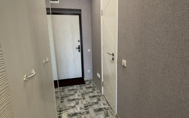Studiya 28 Na Ulitse Gaydara 22 Flat
