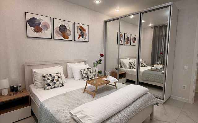 Апартаменты Большая квартира в центре Самары на набережной