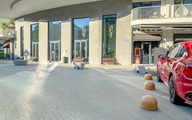 Апартаменты Студия с Просторной Террасой в ЖК Актер Гэлакси